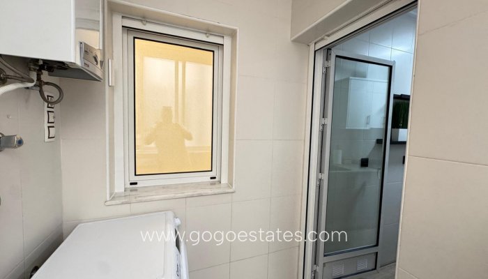 Te koop - Appartement - Appartement op de middelste verdieping - Torrevieja - Torrevieja Centro