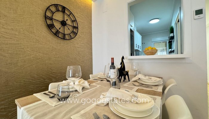 Te koop - Appartement - Appartement op de middelste verdieping - Torrevieja - Torrevieja Centro