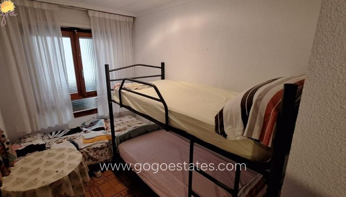 Resale - Apartment - Middle Floor Apartment - Torrevieja - Torrevieja Centro