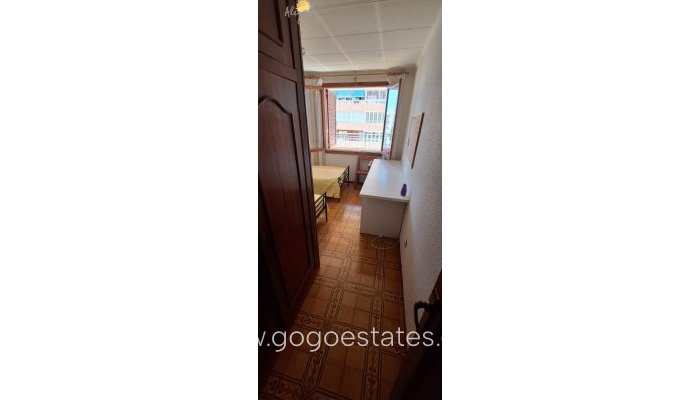 Resale - Apartment - Middle Floor Apartment - Torrevieja - Torrevieja Centro