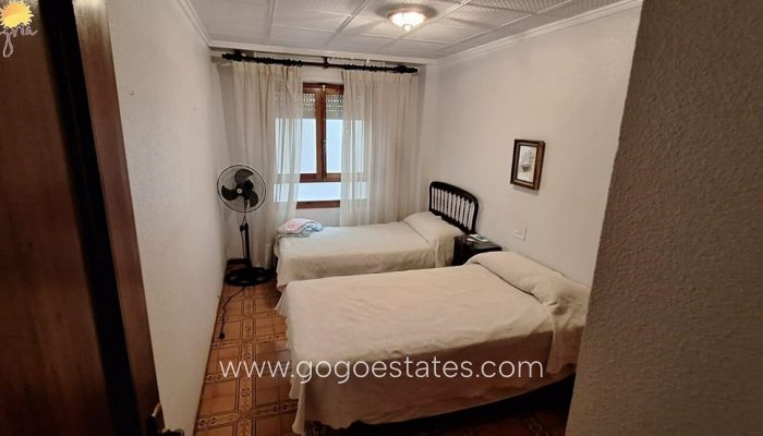 Resale - Apartment - Middle Floor Apartment - Torrevieja - Torrevieja Centro