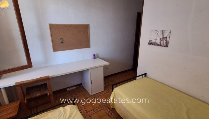 Resale - Apartment - Middle Floor Apartment - Torrevieja - Torrevieja Centro