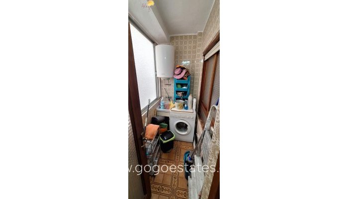 Resale - Apartment - Middle Floor Apartment - Torrevieja - Torrevieja Centro