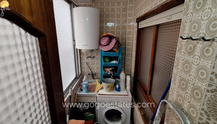 Resale - Apartment - Middle Floor Apartment - Torrevieja - Torrevieja Centro