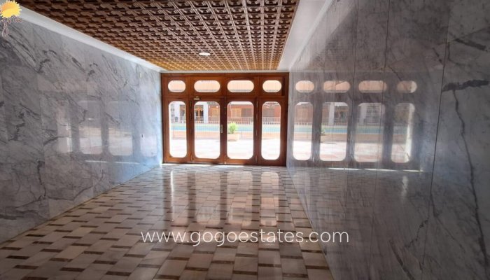 Resale - Apartment - Middle Floor Apartment - Torrevieja - Torrevieja Centro