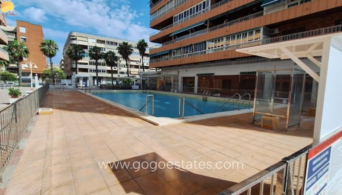 Resale - Apartment - Middle Floor Apartment - Torrevieja - Torrevieja Centro