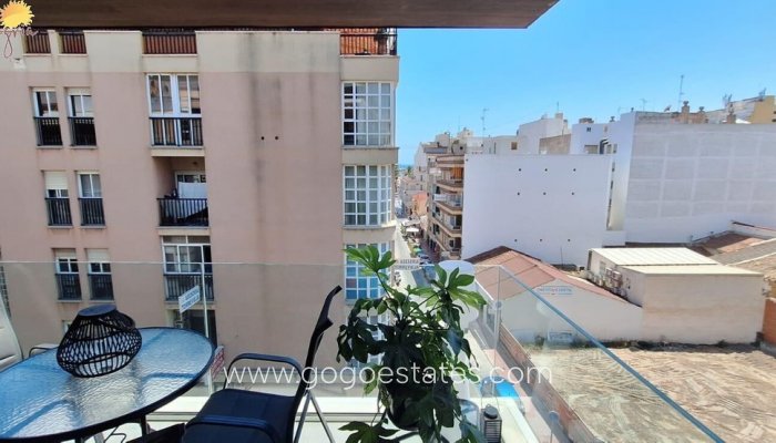 Te koop - Appartement - Appartement op de middelste verdieping - Torrevieja - Torrevieja Centro