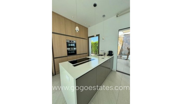 Te koop - Huis - Bungalow - Orihuela - Orihuela Centro