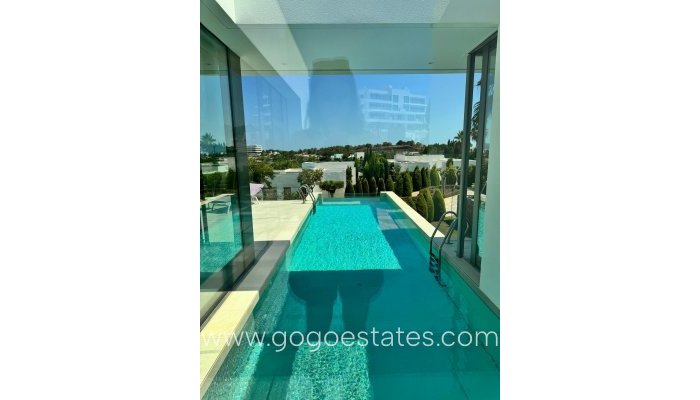 Te koop - Huis - Bungalow - Orihuela - Orihuela Centro