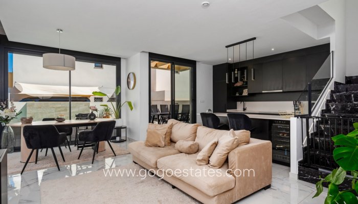 Te koop - Huis - Vrijstaande Villa - Los Montesinos - Los Montesinos Centro