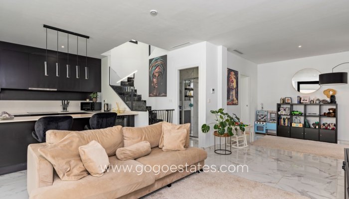 Te koop - Huis - Vrijstaande Villa - Los Montesinos - Los Montesinos Centro