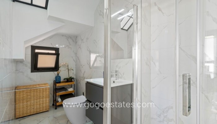 Te koop - Huis - Vrijstaande Villa - Los Montesinos - Los Montesinos Centro