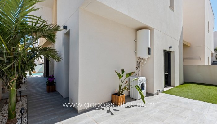 Te koop - Huis - Vrijstaande Villa - Los Montesinos - Los Montesinos Centro