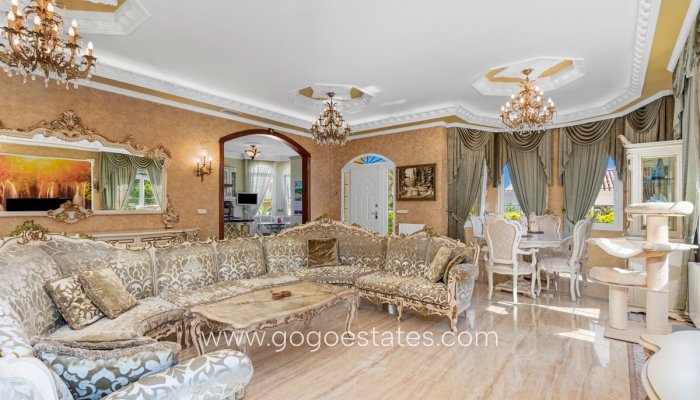 Te koop - Huis - Vrijstaande Villa - Orihuela - Playa Flamenca