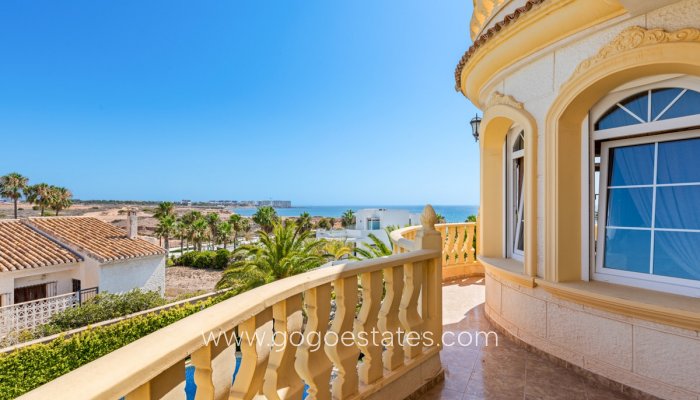 Te koop - Huis - Vrijstaande Villa - Orihuela - Playa Flamenca