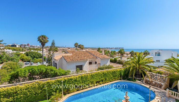 Te koop - Huis - Vrijstaande Villa - Orihuela - Playa Flamenca