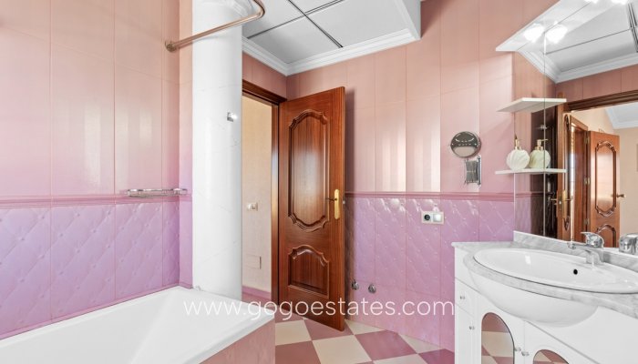 Te koop - Huis - Vrijstaande Villa - Orihuela - Playa Flamenca