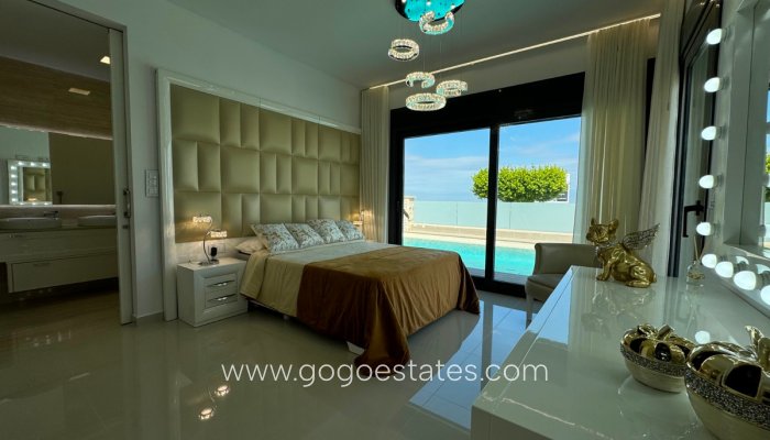 Te koop - Huis - Vrijstaande Villa - San Miguel De Salinas - San Miguel de Salinas Centro