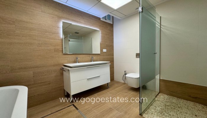 Te koop - Huis - Vrijstaande Villa - San Miguel De Salinas - San Miguel de Salinas Centro