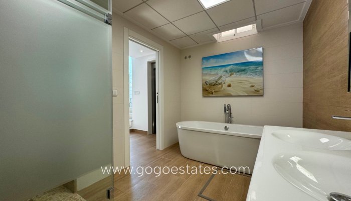 Te koop - Huis - Vrijstaande Villa - San Miguel De Salinas - San Miguel de Salinas Centro