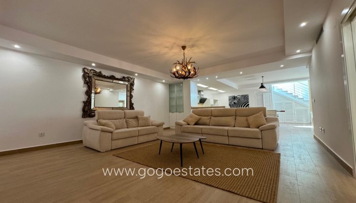 Te koop - Huis - Vrijstaande Villa - San Miguel De Salinas - San Miguel de Salinas Centro