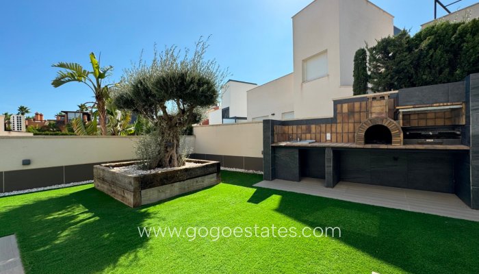 Te koop - Huis - Vrijstaande Villa - San Miguel De Salinas - San Miguel de Salinas Centro