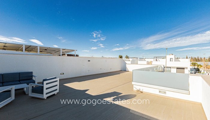 Te koop - Huis - Vrijstaande Villa - Pilar De La Horadada - Pilar de la Horadada Centro