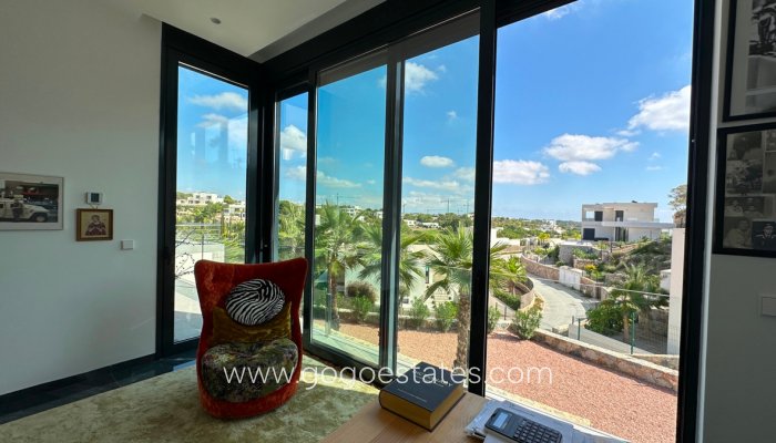 Te koop - Huis - Vrijstaande Villa - Orihuela - Las Colinas Golf