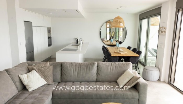 Wiederverkauf - Haus - Freistehende Villa - Finestrat