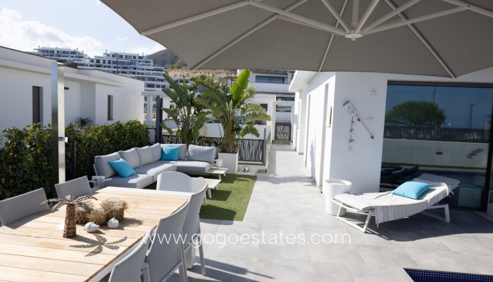 Wiederverkauf - Haus - Freistehende Villa - Finestrat