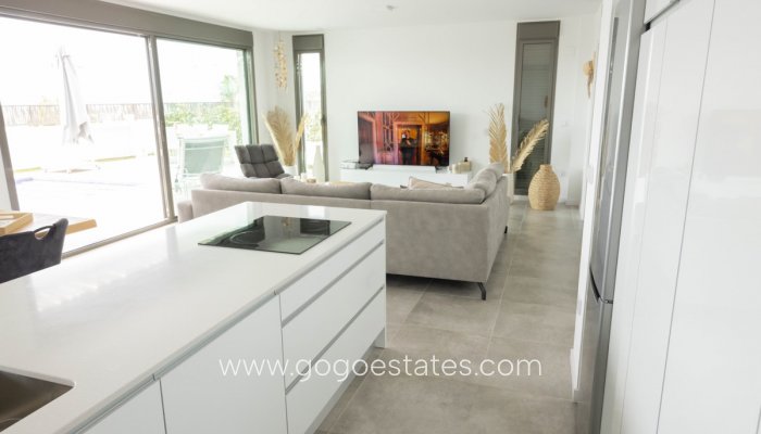 Wiederverkauf - Haus - Freistehende Villa - Finestrat