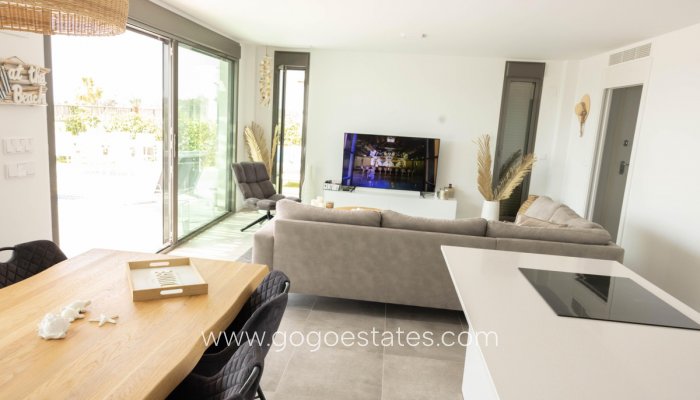 Wiederverkauf - Haus - Freistehende Villa - Finestrat