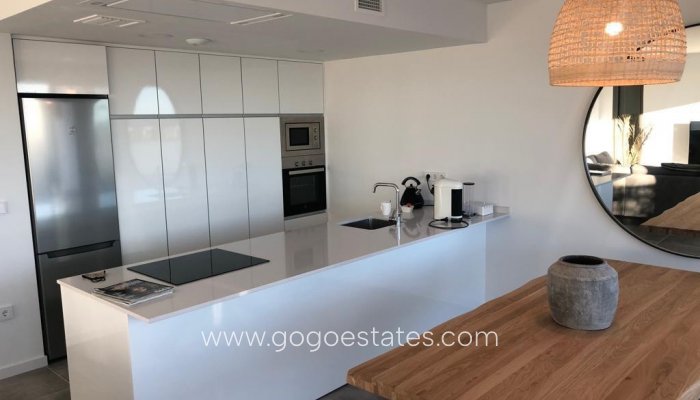 Wiederverkauf - Haus - Freistehende Villa - Finestrat