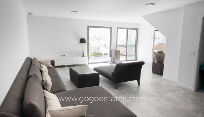 Wiederverkauf - Haus - Freistehende Villa - Finestrat