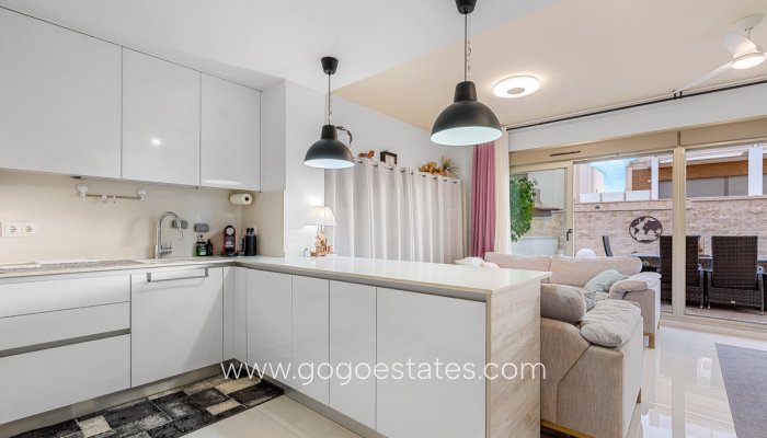 Te koop - Huis - Vrijstaande Villa - Orihuela - Villamartin