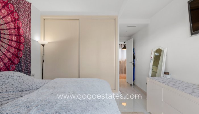 Te koop - Huis - Vrijstaande Villa - Orihuela - Villamartin