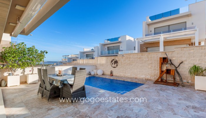 Te koop - Huis - Vrijstaande Villa - Orihuela - Villamartin