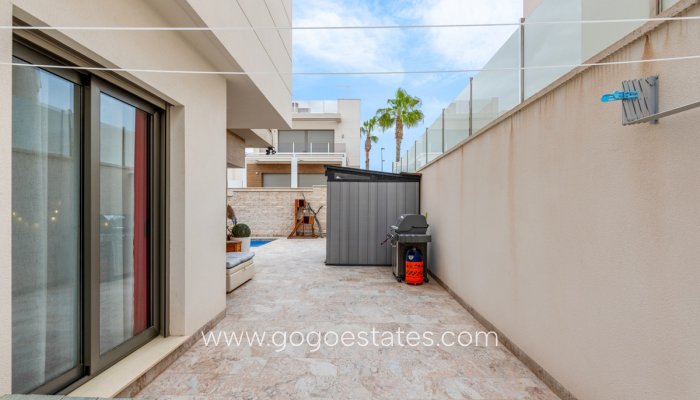 Te koop - Huis - Vrijstaande Villa - Orihuela - Villamartin