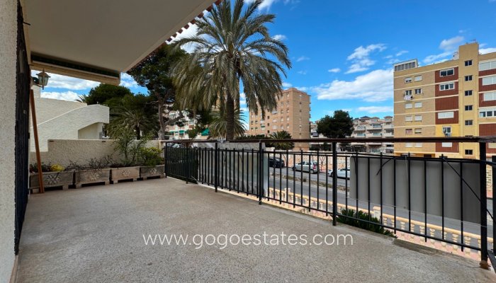 Te koop - Huis - Vrijstaande Villa - Orihuela - La Zenia