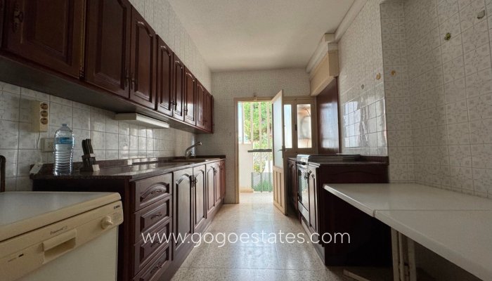 Te koop - Huis - Vrijstaande Villa - Orihuela - La Zenia