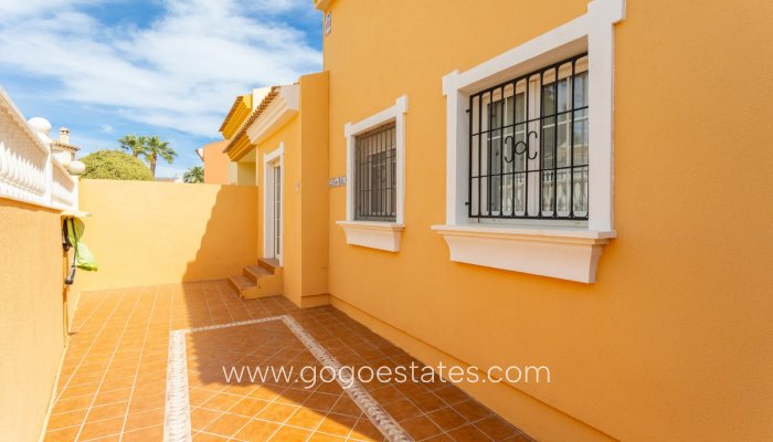 Te koop - Huis - Vrijstaande Villa - Orihuela - Cabo Roig
