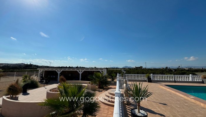 Te koop - Huis - Vrijstaande Villa - Rojales - Rojales Centro