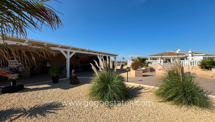 Te koop - Huis - Vrijstaande Villa - Rojales - Rojales Centro