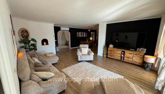 Te koop - Huis - Vrijstaande Villa - Rojales - Rojales Centro