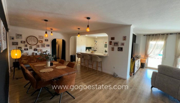 Te koop - Huis - Vrijstaande Villa - Rojales - Rojales Centro