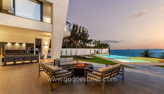 Te koop - Huis - Vrijstaande Villa - Orihuela - Cabo Roig