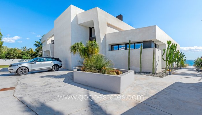 Te koop - Huis - Vrijstaande Villa - Orihuela - Cabo Roig
