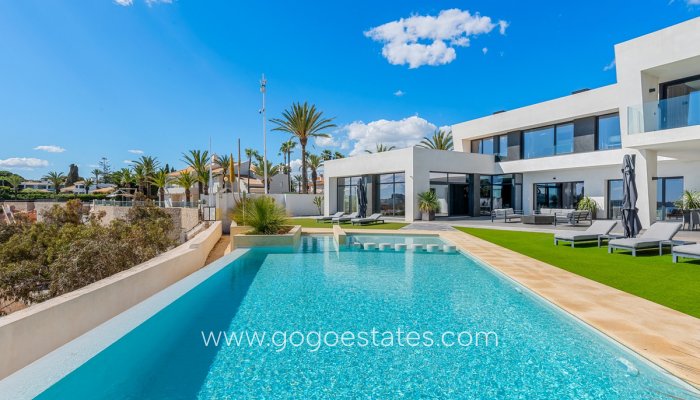 Te koop - Huis - Vrijstaande Villa - Orihuela - Cabo Roig