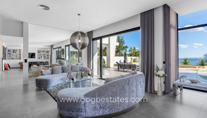 Te koop - Huis - Vrijstaande Villa - Orihuela - Cabo Roig