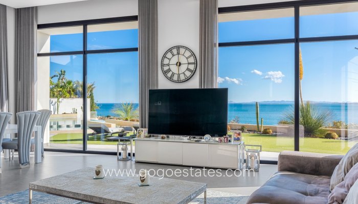 Te koop - Huis - Vrijstaande Villa - Orihuela - Cabo Roig